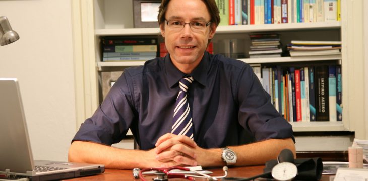 Dr Christian Schlüeter – Παθολόγος